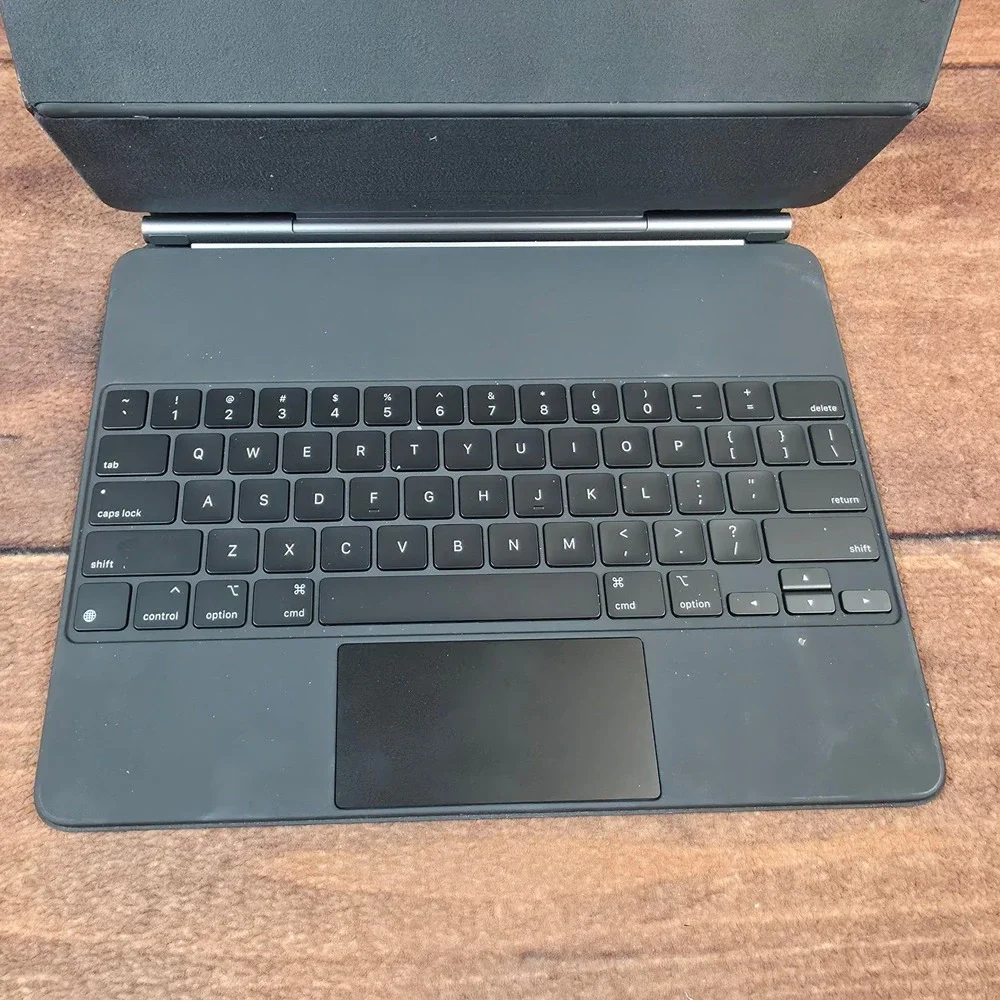 Apple Magic Keyboard iPad Pro 11 iPad Air Black Good Backlit Trackpad A2261